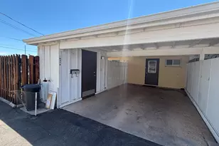 10370 W Oakmont Dr, Sun City, AZ 85351 - Photo 3