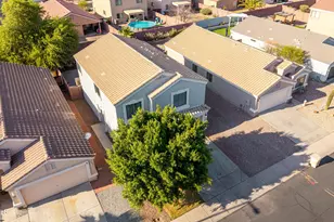 23814 W Desert Bloom St, Buckeye, AZ 85326 - Photo 33