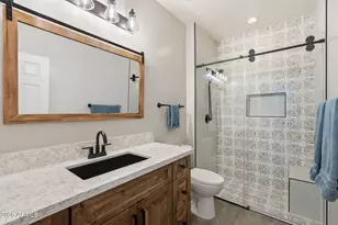 7672 W Fetlock Trail, Peoria, AZ 85383 - Photo 29