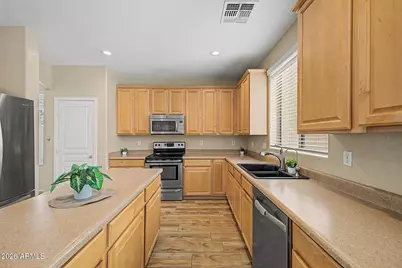 31292 N Saddlebag Lane, San Tan Valley, AZ 85143 - Photo 25