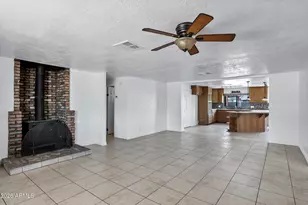 3235 E Sunnyside Ln, Phoenix, AZ 85032 - Photo 5