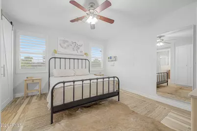7658 S Sorrell Lane, Gilbert, AZ 85298 - Photo 5