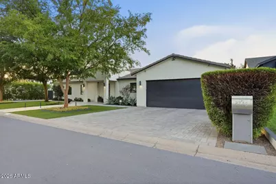3710 E Hazelwood Street, Phoenix, AZ 85018 - Photo 9