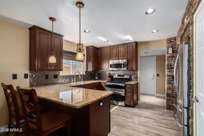 2911 E Windmere Drive, Phoenix, AZ 85048 - Photo 7