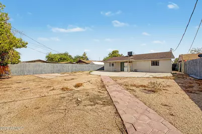 4746 W Nicolet Avenue, Glendale, AZ 85301 - Photo 31