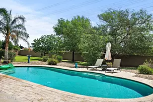 241 S Equestrian Ct, Gilbert, AZ 85296 - Photo 7