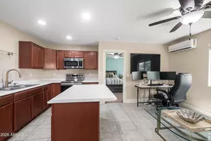 241 S Equestrian Ct, Gilbert, AZ 85296 - Photo 57