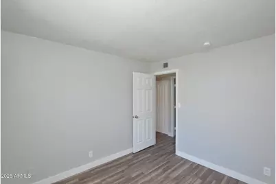 6044 N 21st Avenue #2, Phoenix, AZ 85015 - Photo 11