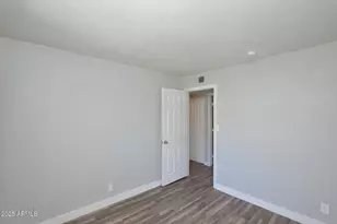 6044 N 21st Ave, Phoenix, AZ 85015 - Photo 11