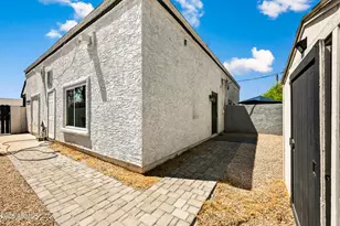 421 S Terry Ln, Tempe, AZ 85281 - Photo 23