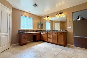 2714 E Birchwood Pl, Chandler, AZ 85249 - Photo 11