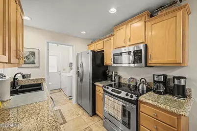 1121 E Cochise Drive, Phoenix, AZ 85020 - Photo 3