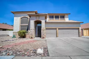 577 N Newport St, Chandler, AZ 85225 - Photo 3