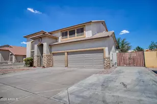 577 N Newport St, Chandler, AZ 85225 - Photo 41