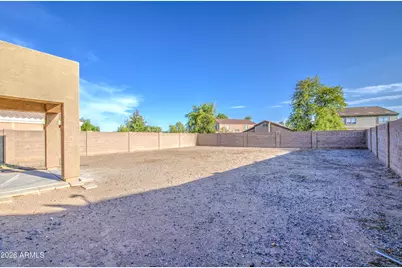 11217 W Brittlewood Drive, Phoenix, AZ 85037 - Photo 27