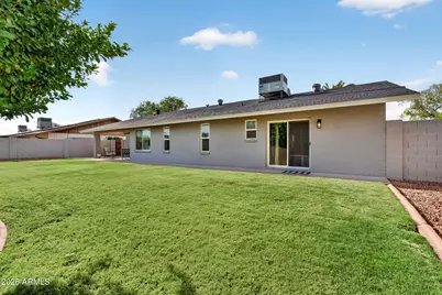 15 E Angela Drive, Phoenix, AZ 85022 - Photo 37
