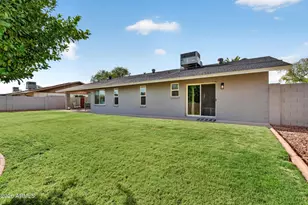 15 E Angela Dr, Phoenix, AZ 85022 - Photo 37