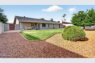 15 E Angela Drive, Phoenix, AZ 85022 - Photo 35