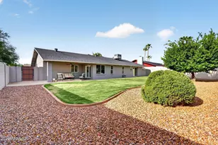 15 E Angela Dr, Phoenix, AZ 85022 - Photo 35