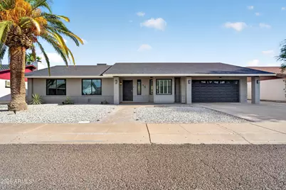 15 E Angela Drive, Phoenix, AZ 85022 - Photo 1