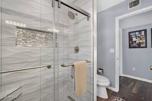 15 E Angela Dr, Phoenix, AZ 85022 - Photo 23