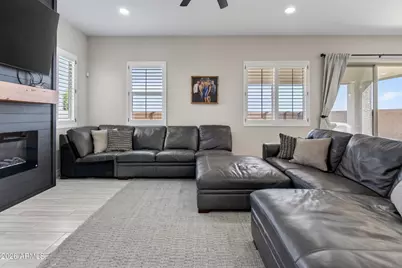 14045 W Mariposa Grande --, Surprise, AZ 85387 - Photo 21