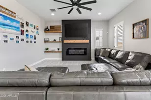 14045 W Mariposa Grande, Surprise, AZ 85387 - Photo 19