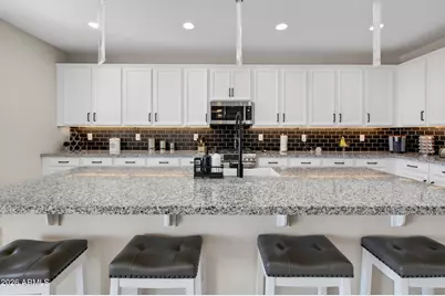 14045 W Mariposa Grande --, Surprise, AZ 85387 - Photo 13