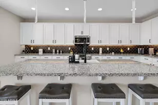 14045 W Mariposa Grande, Surprise, AZ 85387 - Photo 13