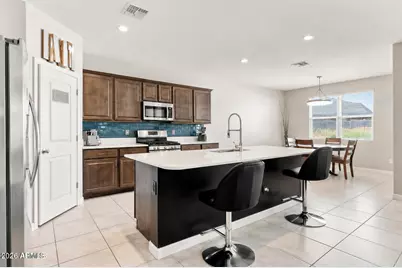4001 N 300th Lane, Buckeye, AZ 85396 - Photo 5