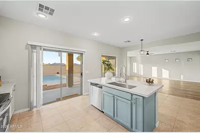 10116 W Luxton Lane, Tolleson, AZ 85353 - Photo 21