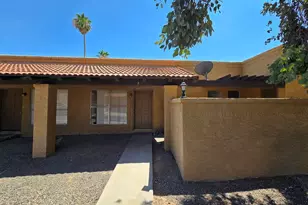 715 N Arrowhead Dr, Chandler, AZ 85224 - Photo 3