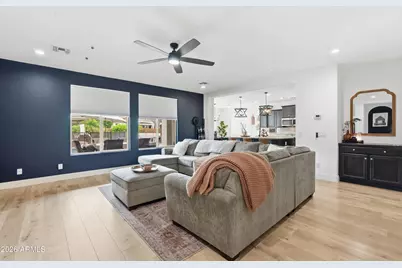 8027 W Spur Drive, Peoria, AZ 85383 - Photo 5