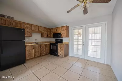 3645 N 69th Avenue #15, Phoenix, AZ 85033 - Photo 5