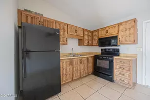 3645 N 69th Ave, Phoenix, AZ 85033 - Photo 11