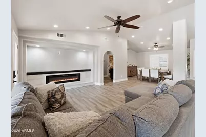 2560 N Lindsay Road #40, Mesa, AZ 85213 - Photo 3