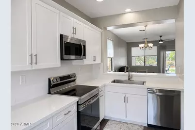 2568 W Bisbee Way, Phoenix, AZ 85086 - Photo 5