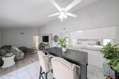 1870 E Kirkland Lane, Tempe, AZ 85281 - Photo 5