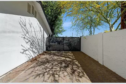 2601 E Harvard Street E, Phoenix, AZ 85008 - Photo 15