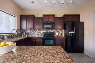 10225 W Camelback Rd, Phoenix, AZ 85037 - Photo 7
