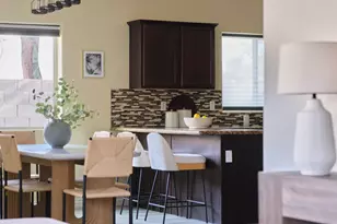 10225 W Camelback Rd, Phoenix, AZ 85037 - Photo 17