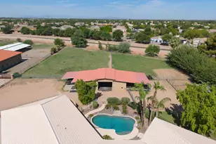 284 S 162nd St, Gilbert, AZ 85296 - Photo 9