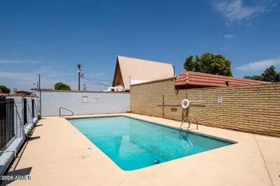 6818 N 35th Avenue #J, Phoenix, AZ 85017 - Photo 11