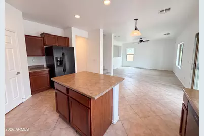 19219 W Washington Street, Buckeye, AZ 85326 - Photo 9