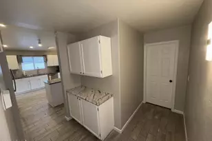 18654 N 78th Dr N, Glendale, AZ 85308 - Photo 9