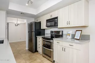 12212 N Paradise Vlg Pkwy S, Phoenix, AZ 85032 - Photo 9