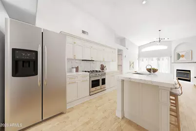 4303 E Angela Drive, Phoenix, AZ 85032 - Photo 11