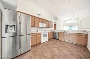 4303 E Angela Dr, Phoenix, AZ 85032 - Photo 15