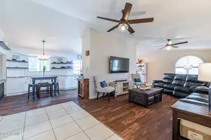 4023 W Beverly Ln, Phoenix, AZ 85053 - Photo 9