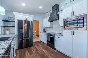 4023 W Beverly Ln, Phoenix, AZ 85053 - Photo 3